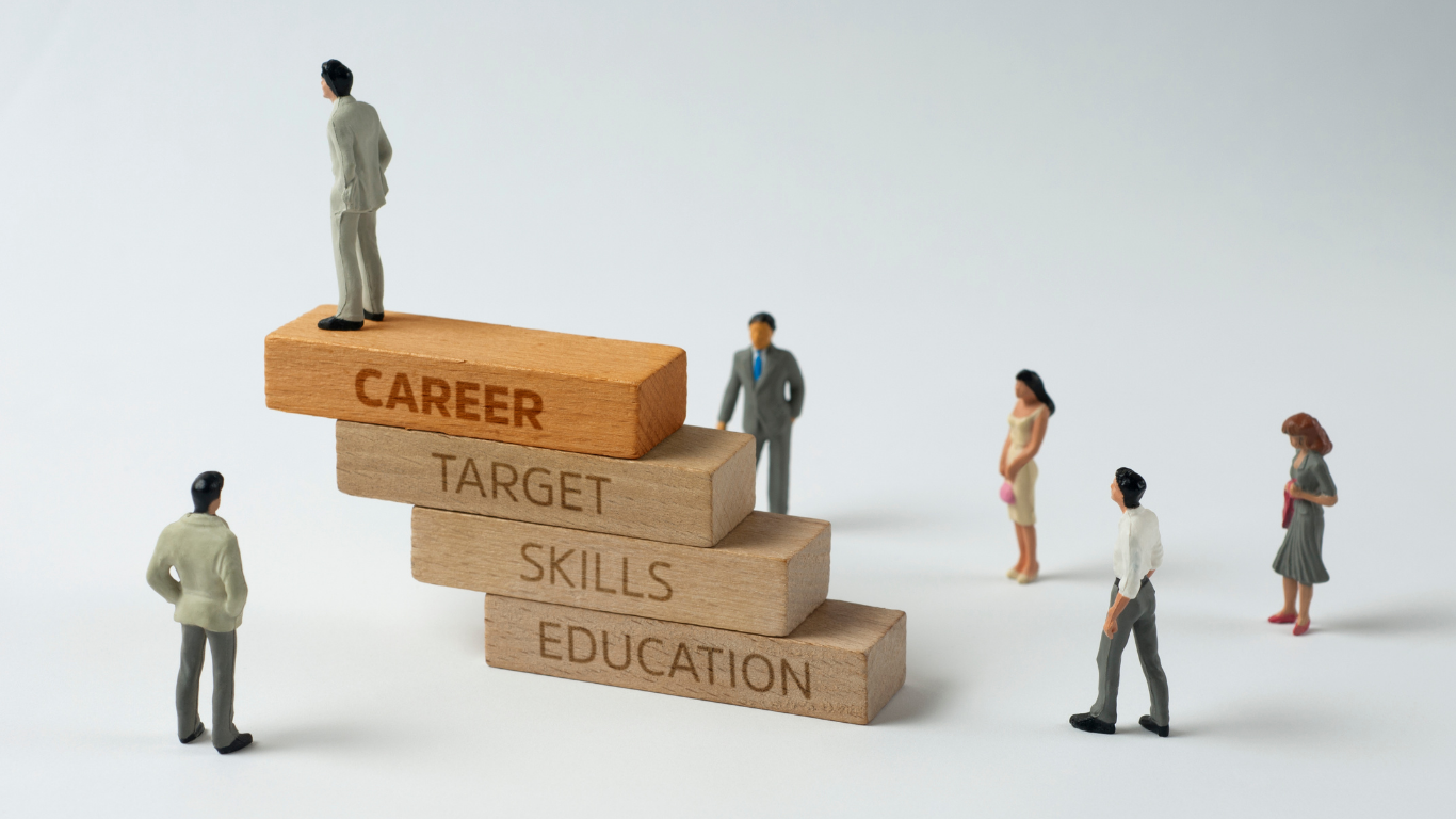 The Power of Partnership: Strengthening Collaboration in Career Transitions